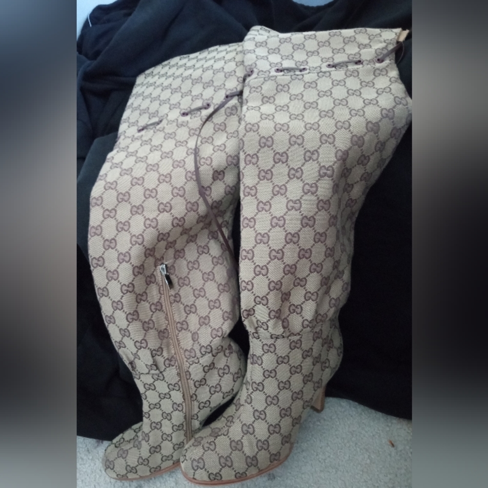 Gucci Thigh high boots - Picture 2 of 4